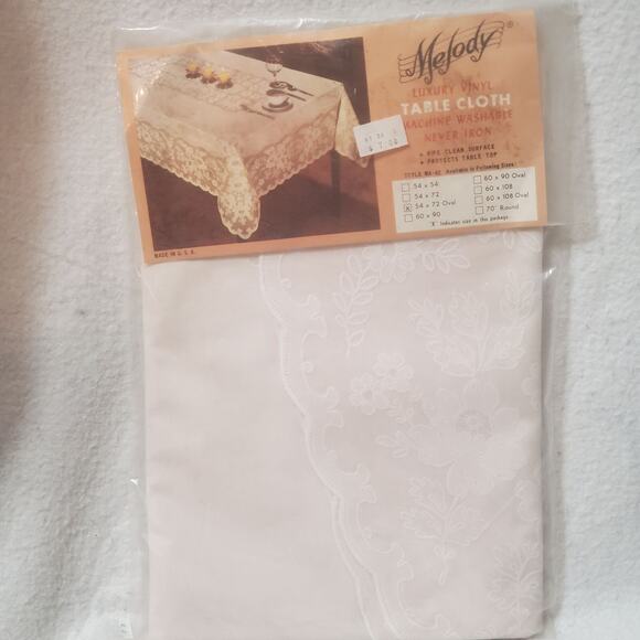 VTG Melody Vinyl Table Cloth Style MA-42 54" x 72" Oval NOS - Picture 1 of 8